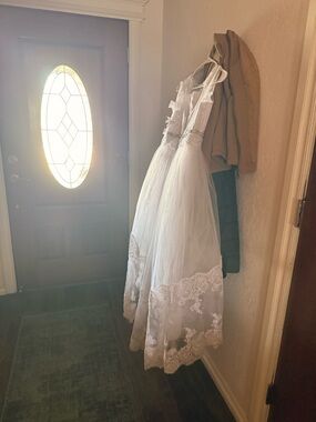 Junior Bride Gown w Train